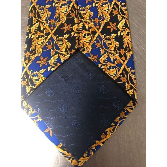 Pierre Balmain Paris Men’s Silk Blue and Gold Floral and Leaf Diamond Designer D - Picture 2 of 9